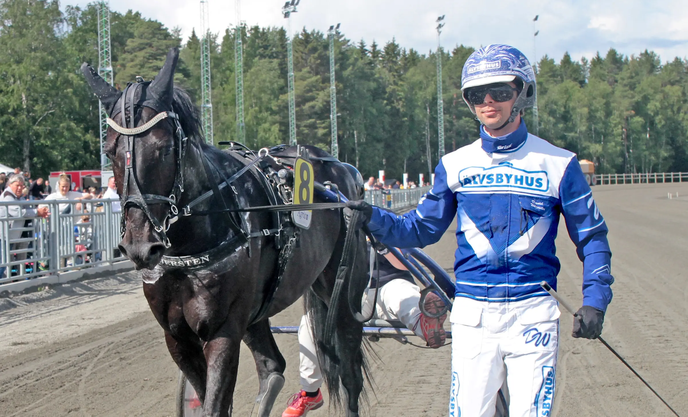 Competivo och Daniel Wäjersten efter en seger i Östersund i somras. Foto: Tom Jönehag, TR Bild